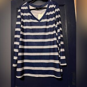 Bloomchic blue white striped top NWT Size 18/20